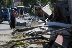 Alcalde filipino pide entregas aéreas urgentes de comida para aldeas afectadas por el sismo