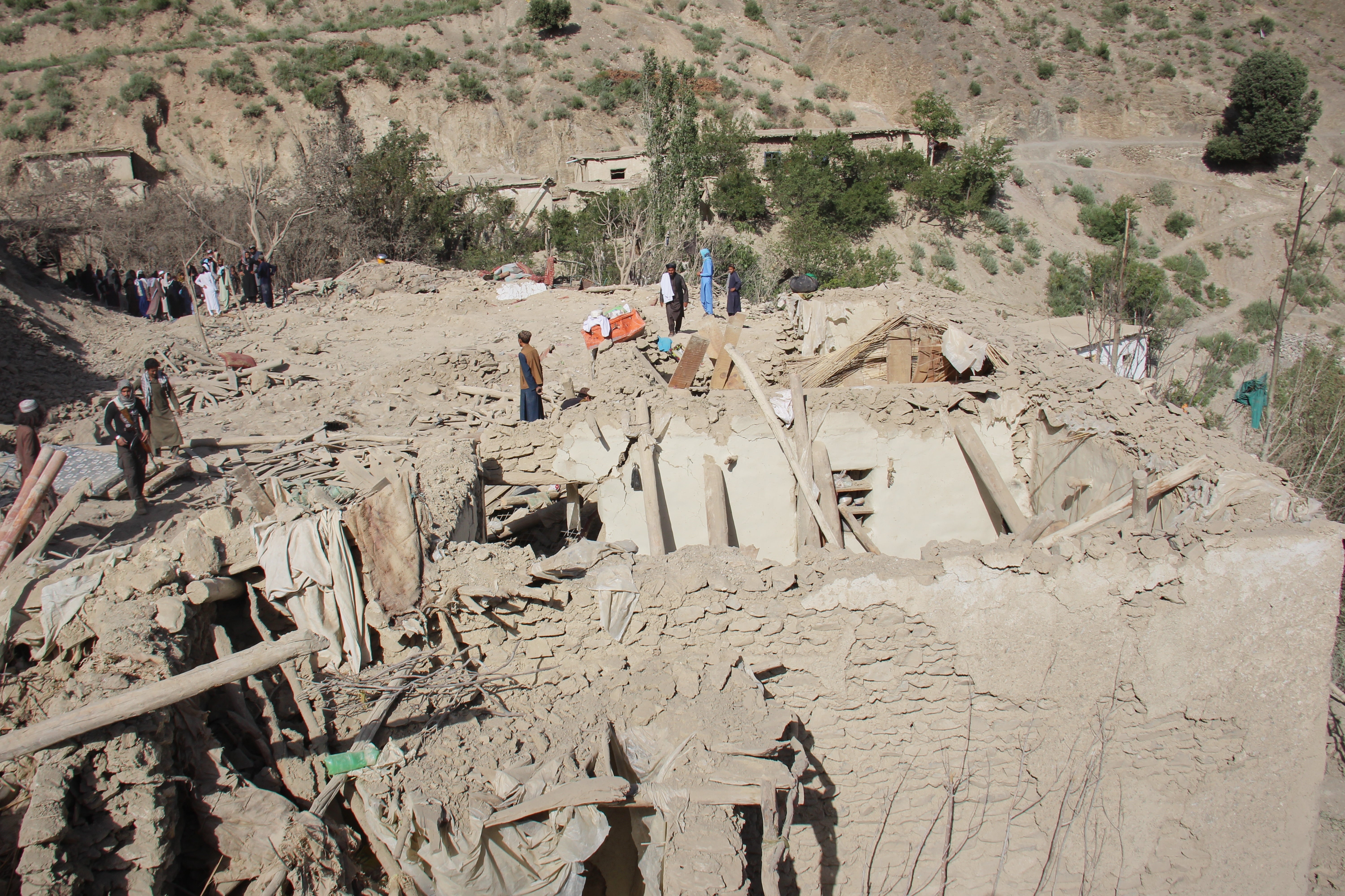 AFGANISTAN PAKISTAN