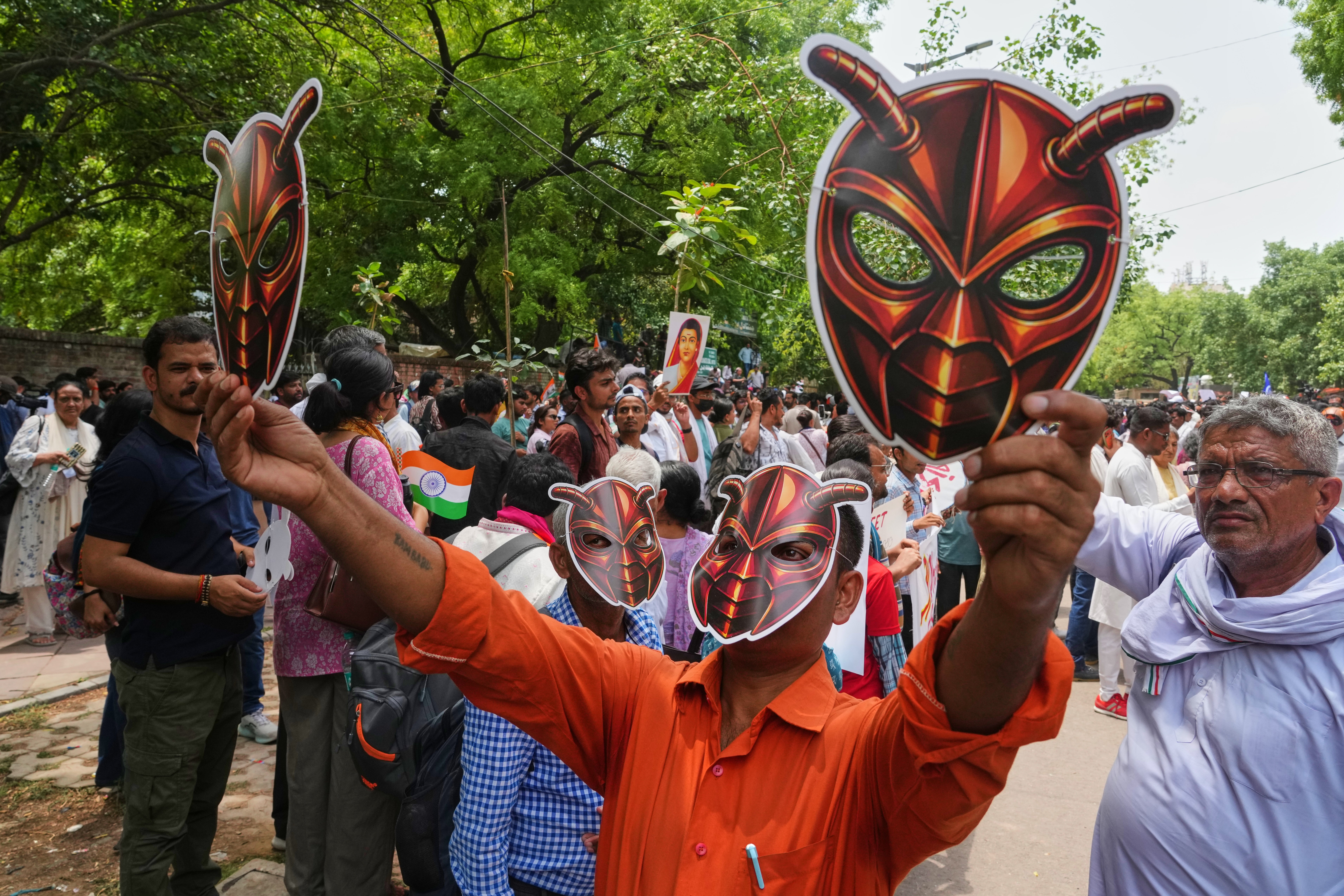 De “cucarachas” a fuerza juvenil: partido viral en India inicia protestas a escala nacional