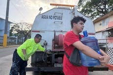 Tras los apagones, los puertorriqueños sufren también una grave escasez de agua