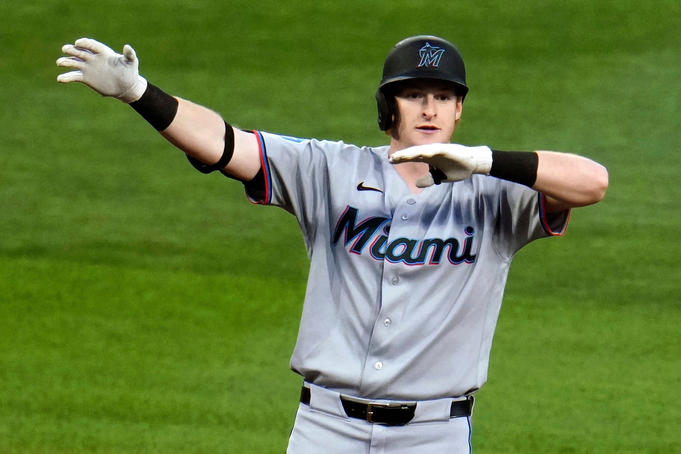 MARLINS PIRATAS