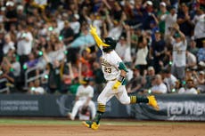 Los Atléticos vencen 6-4 a los Rockies con Butler anotando por error y con un sencillo