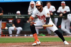 Rodolfo Durán pega jonrón e impulsa 3 y Padres vencen 5-2 a Orioles