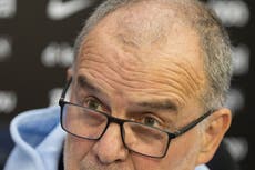 Bielsa elogia a España antes de debut de Uruguay: "Tienen jugadores para los próximos 15 años"