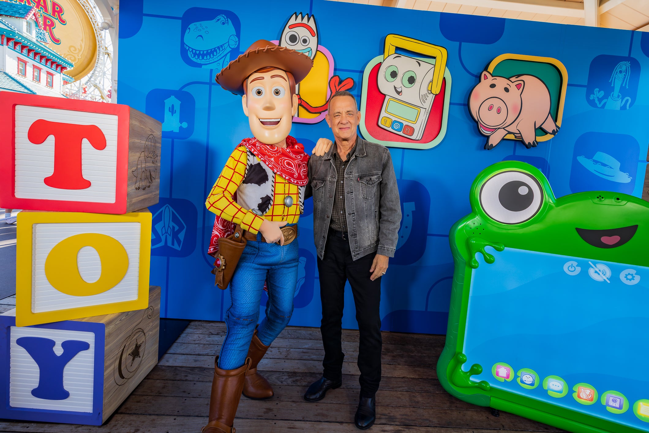 Tom Hanks retomó el papel de Woody en ‘Toy Story 5’