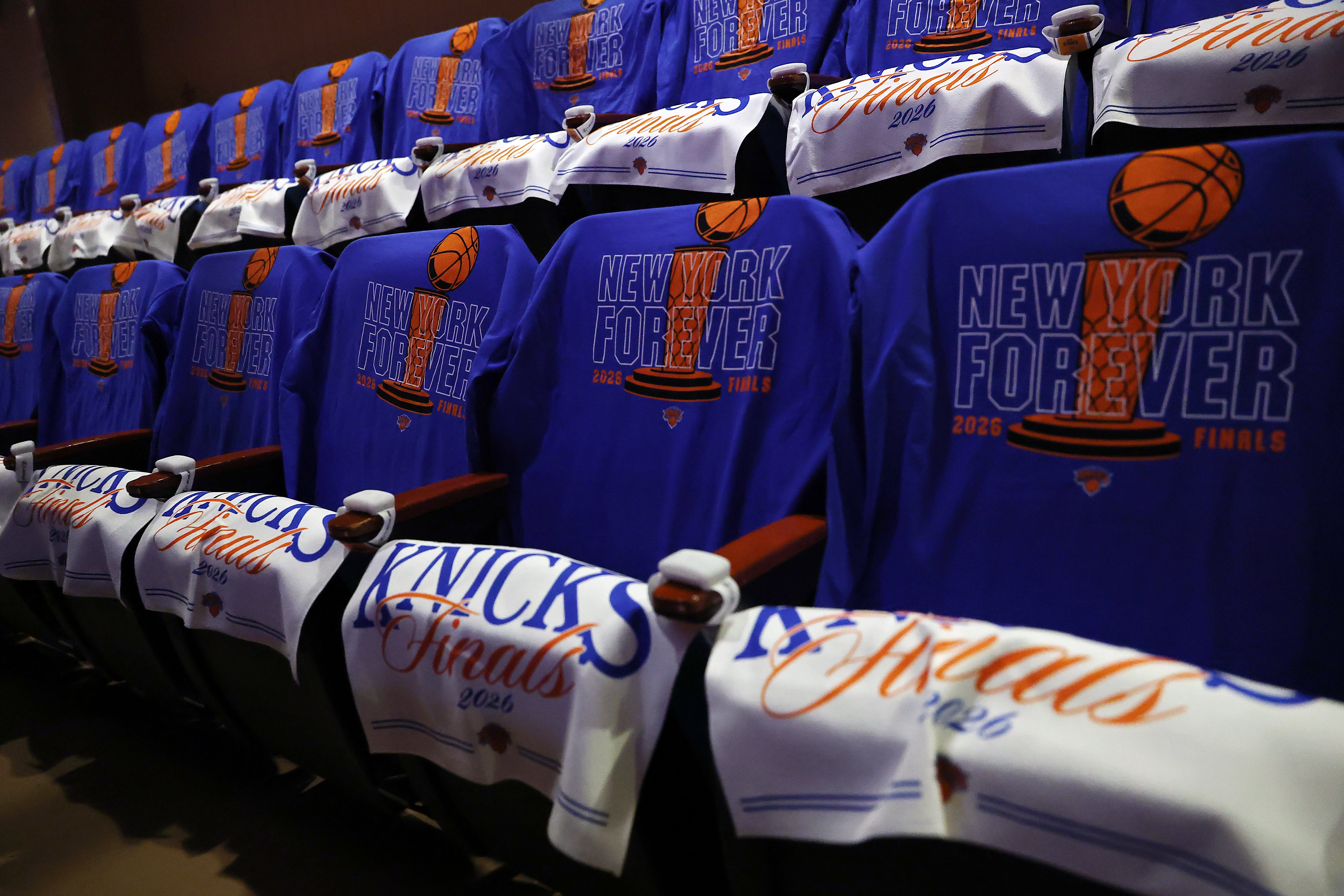 Policía mata al perro de una mujer que celebraba el campeonato de los New York Knicks