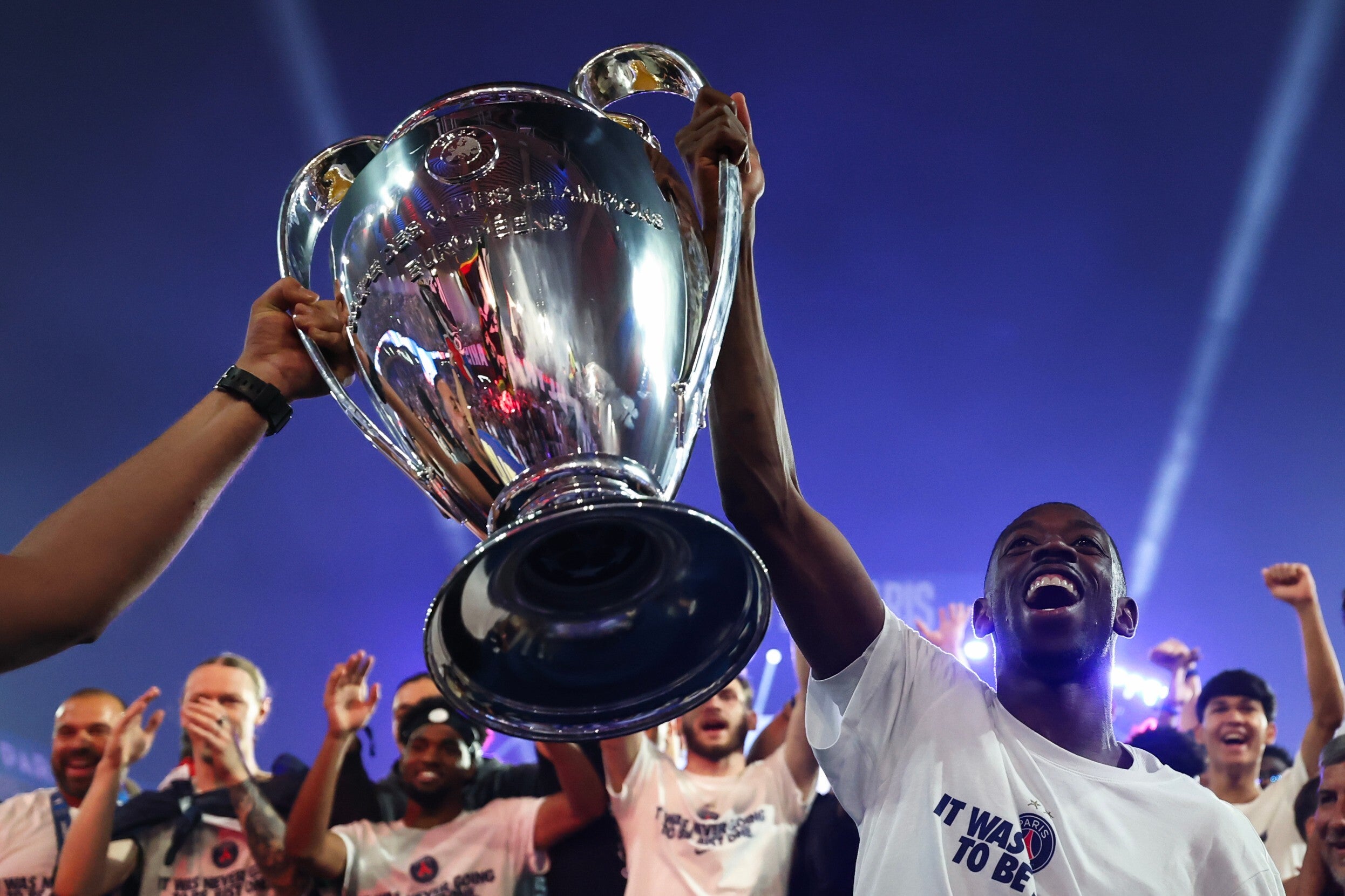 CAMPEONES-SORTEO