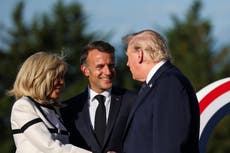 Durante la cumbre del G7, Trump le da a Brigitte Macron un largo apretón de manos