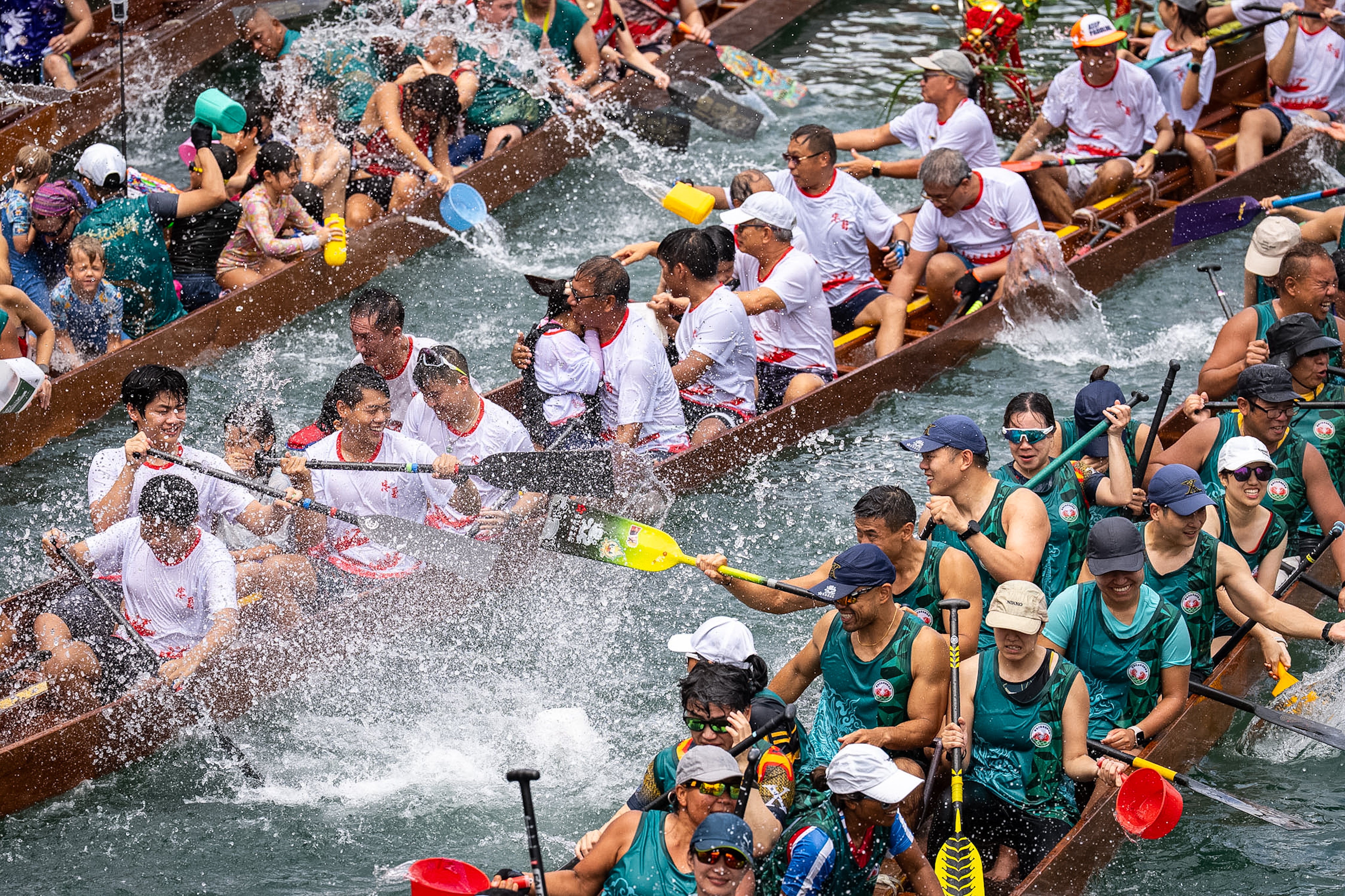 ASI-GEN CHINA-FIESTA BOTE DEL DRAGÓN
