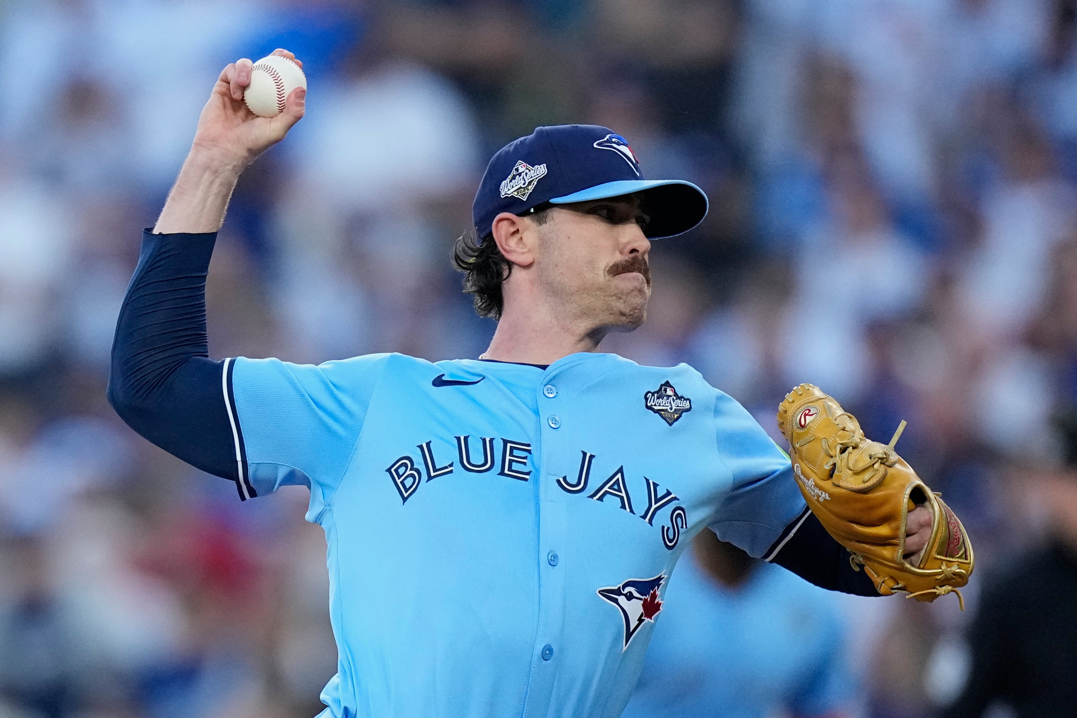 Schneider: Shane Bieber vuelve con los Azulejos y se acerca su regreso tras lesión de codo