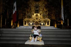 Aficionados mexicanos celebran el "milagro" del Tri y agradecen al "niño Jesús futbolista"