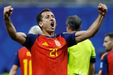Oyarzabal guía a España al triunfo con dos goles y una asistencia tras un flojo debut mundialista