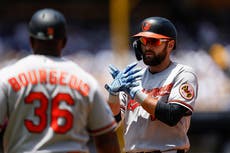 Cowser impulsa 4 y los Orioles aplastan 12-1 a los Dodgers para ganar la serie