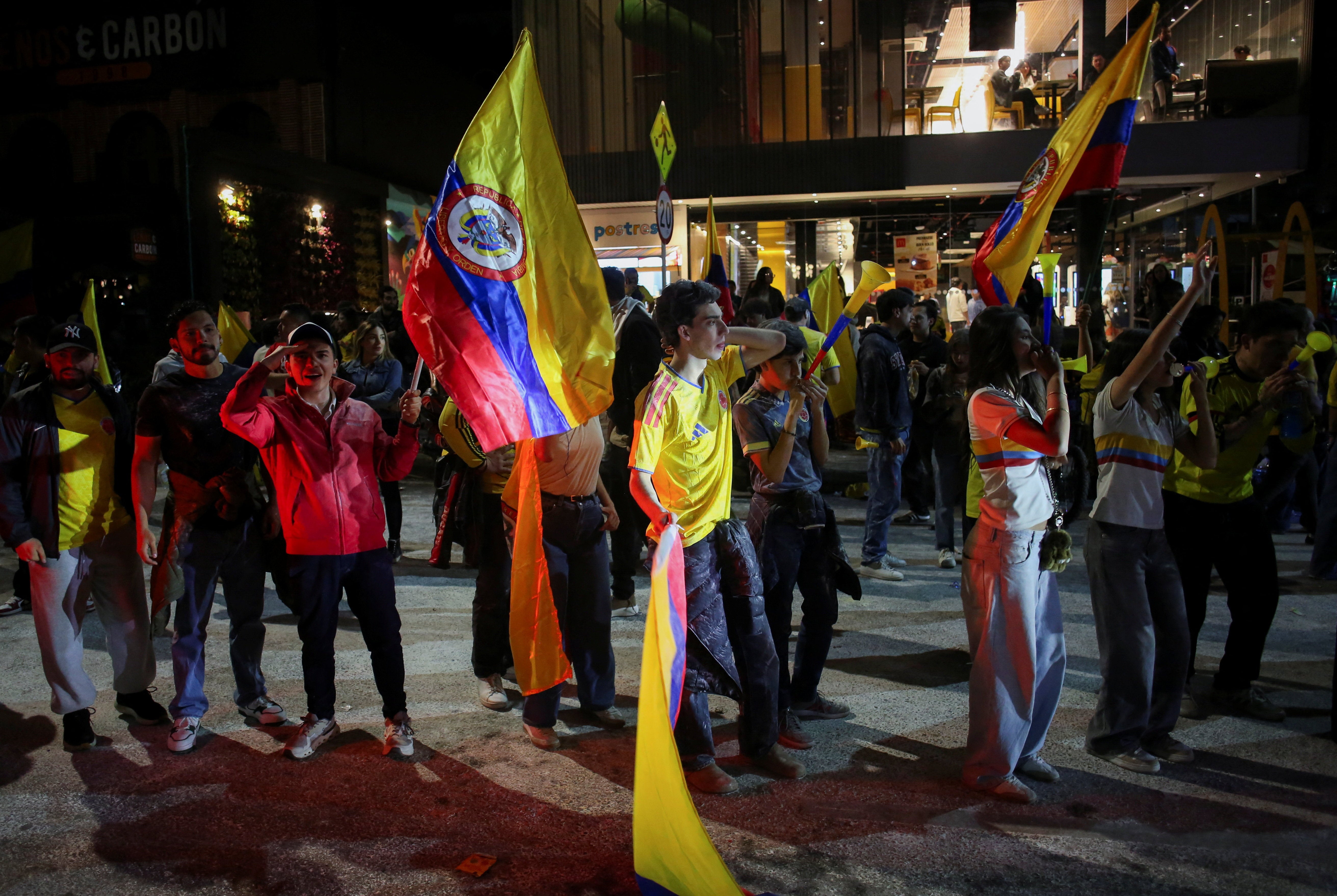 De La Espriella dijo a sus seguidores que gobernará "para todos los colombianos"