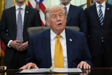 Con evento en Pensilvania, Trump trata de centrar atención en economía, no en la guerra