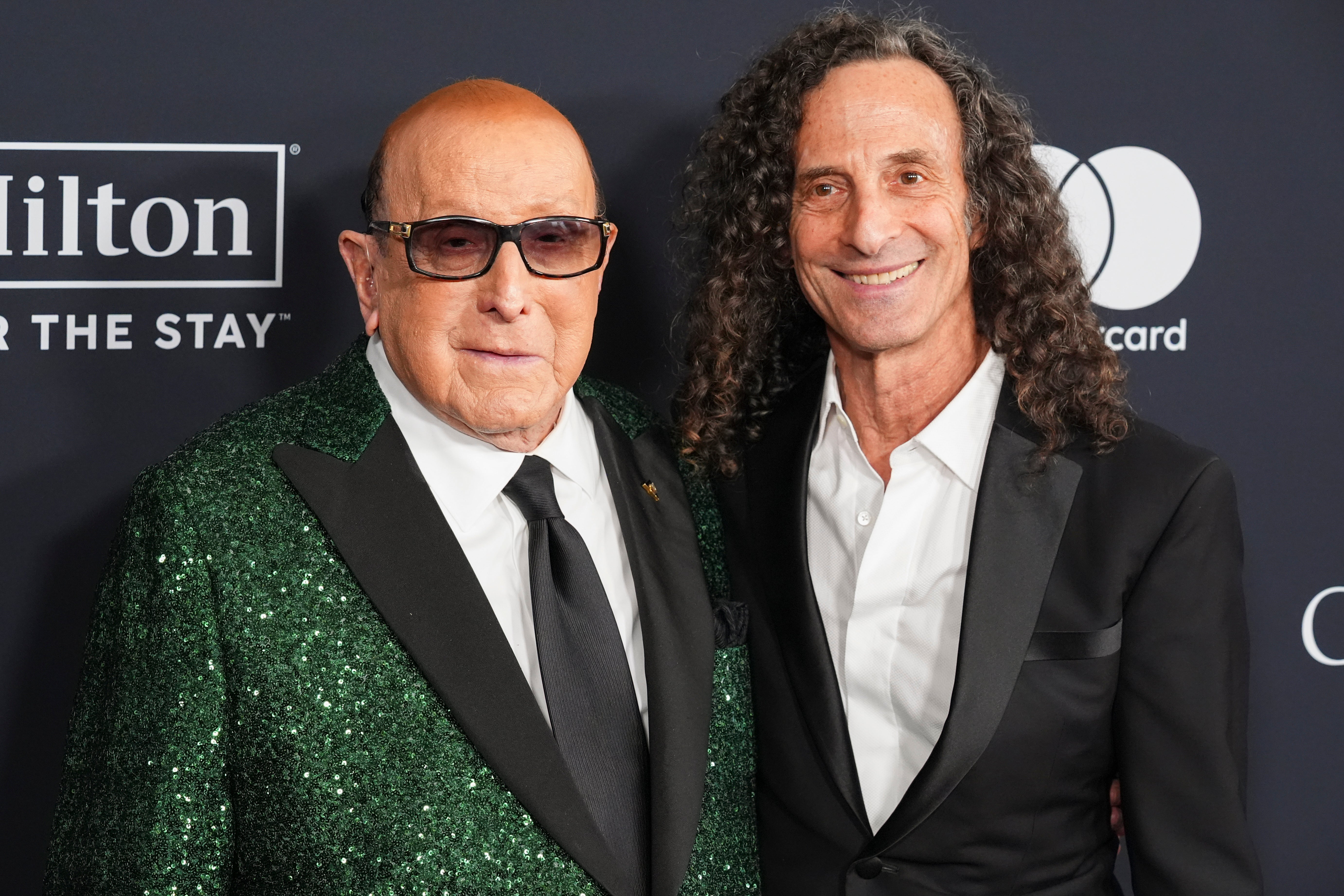 CLIVE DAVIS-ARTISTAS