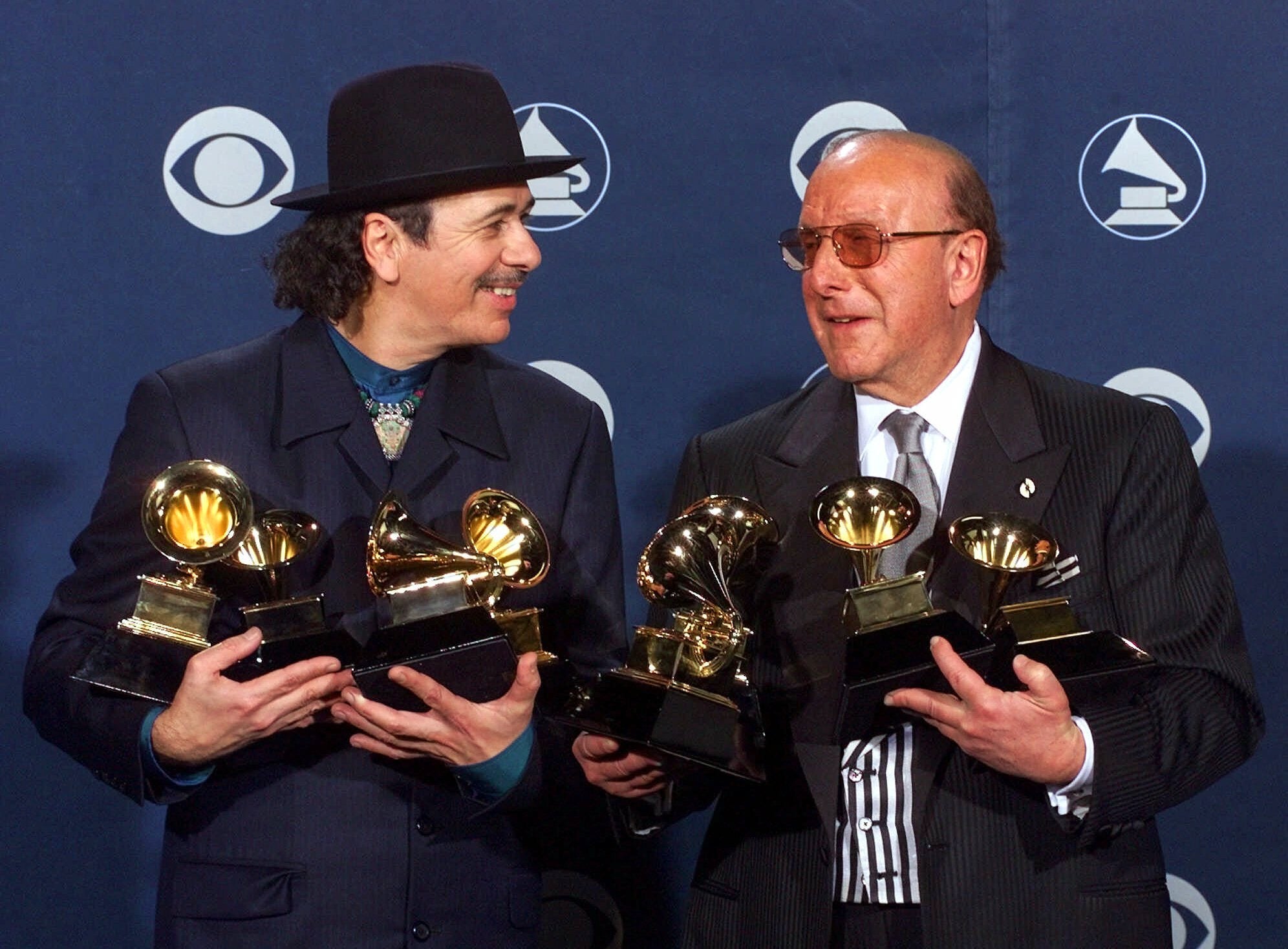 CLIVE DAVIS-ARTISTAS