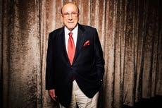 Muere a los 94 años Clive Davis, creador de estrellas de la industria musical