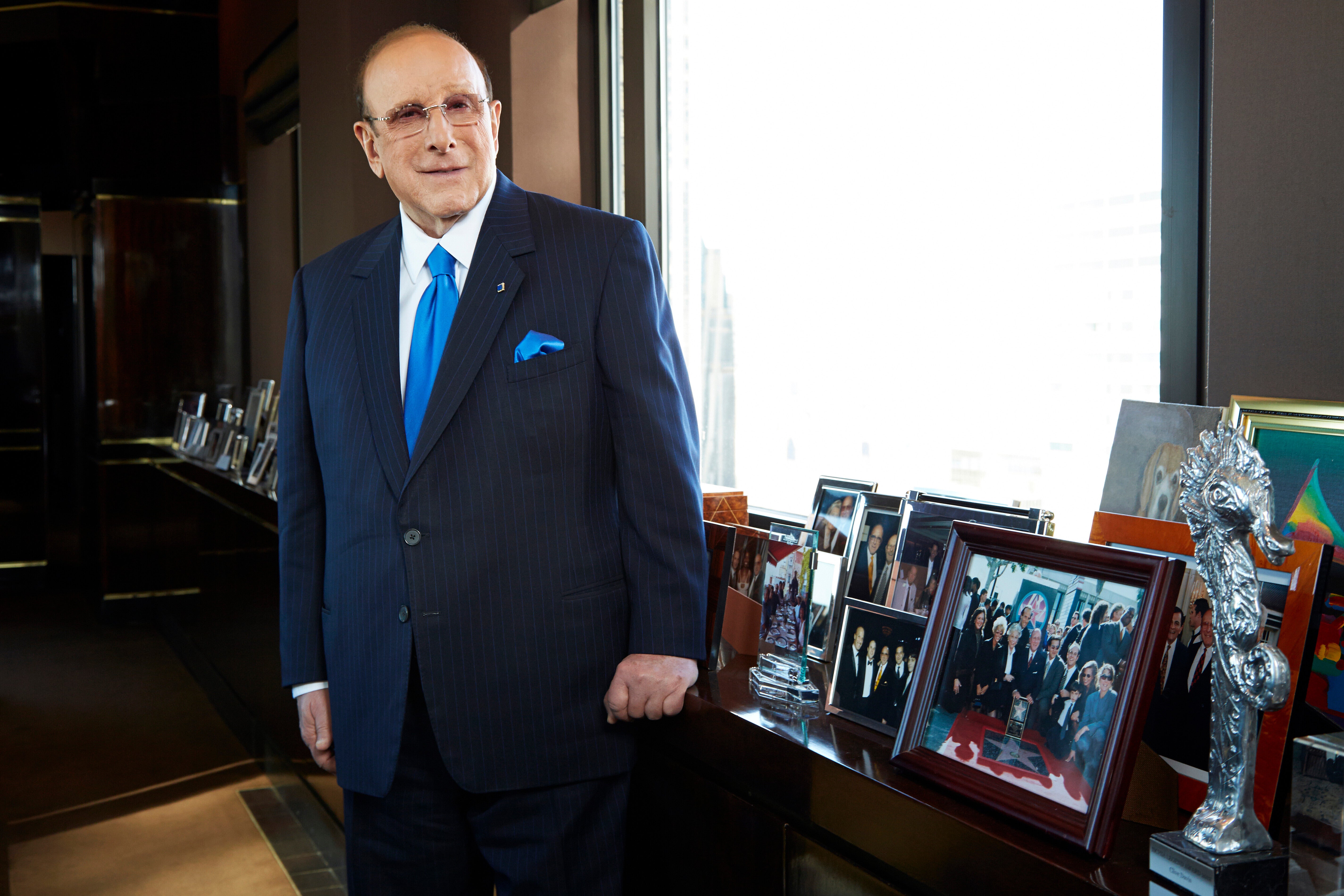 CLIVE DAVIS-DECESO