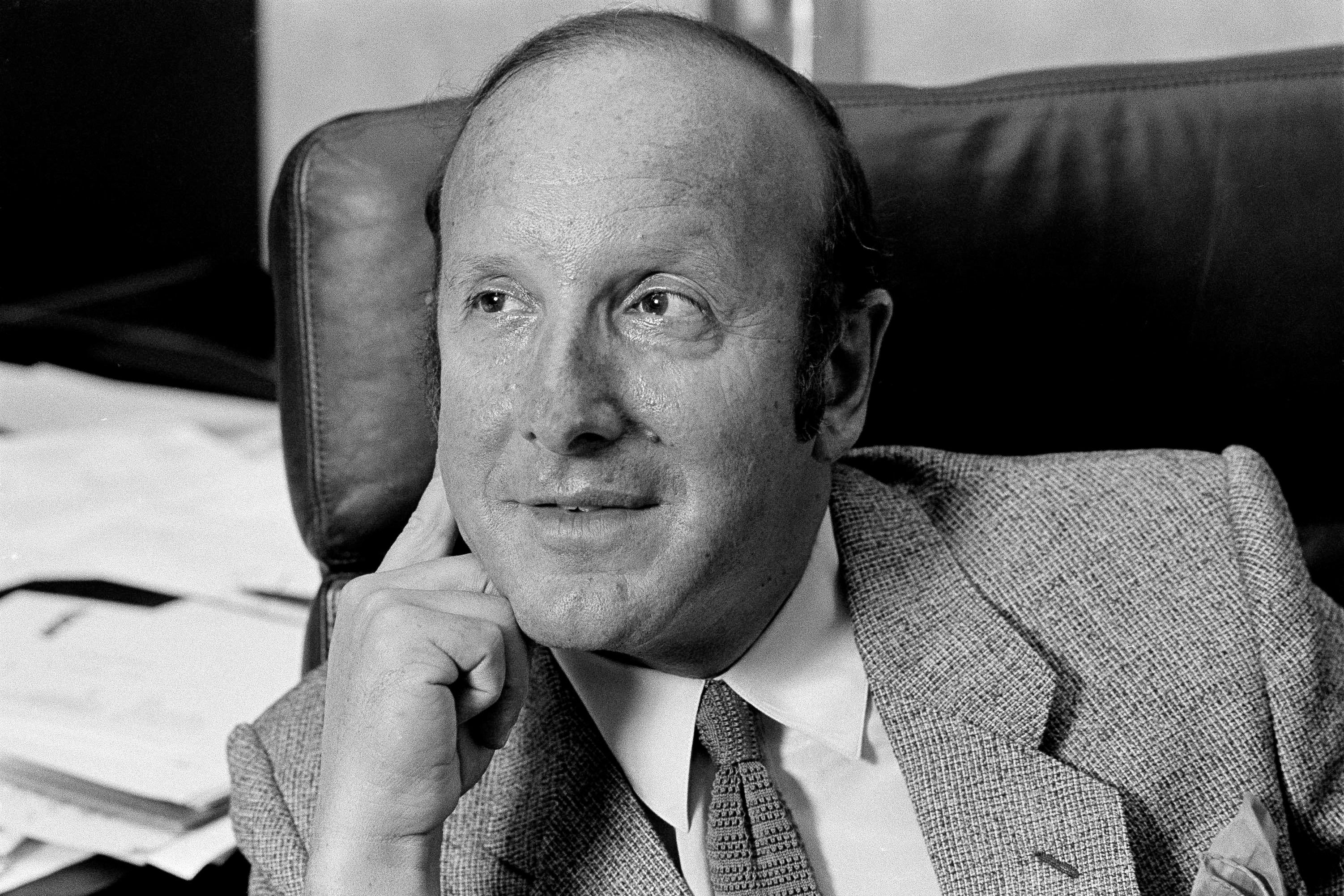 CLIVE DAVIS-DECESO