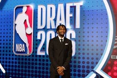 El Jazz de Utah elige al escolta Darryn Peterson con el 2do turno del draft de la NBA
