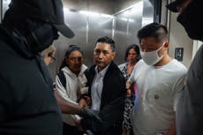 Juez prohíbe arrestos en tribunales de inmigración de EEUU, en un revés para Trump