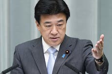 Japón dice que China detuvo a 2 de sus ciudadanos sospechosos de contrabando de artículos prohibidos