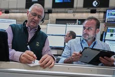Otro repunte de acciones vinculadas a la IA impulsa alza de mercados