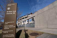 Agencia de EEUU cancela contrato de rastreo telefónico tras inquietudes de legisladores
