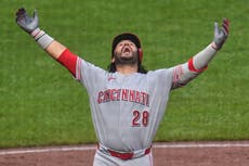 Eugenio Suárez pega jonrón de 3 carreras en la 9na y Rojos remontan para vencer 9-7 a Piratas