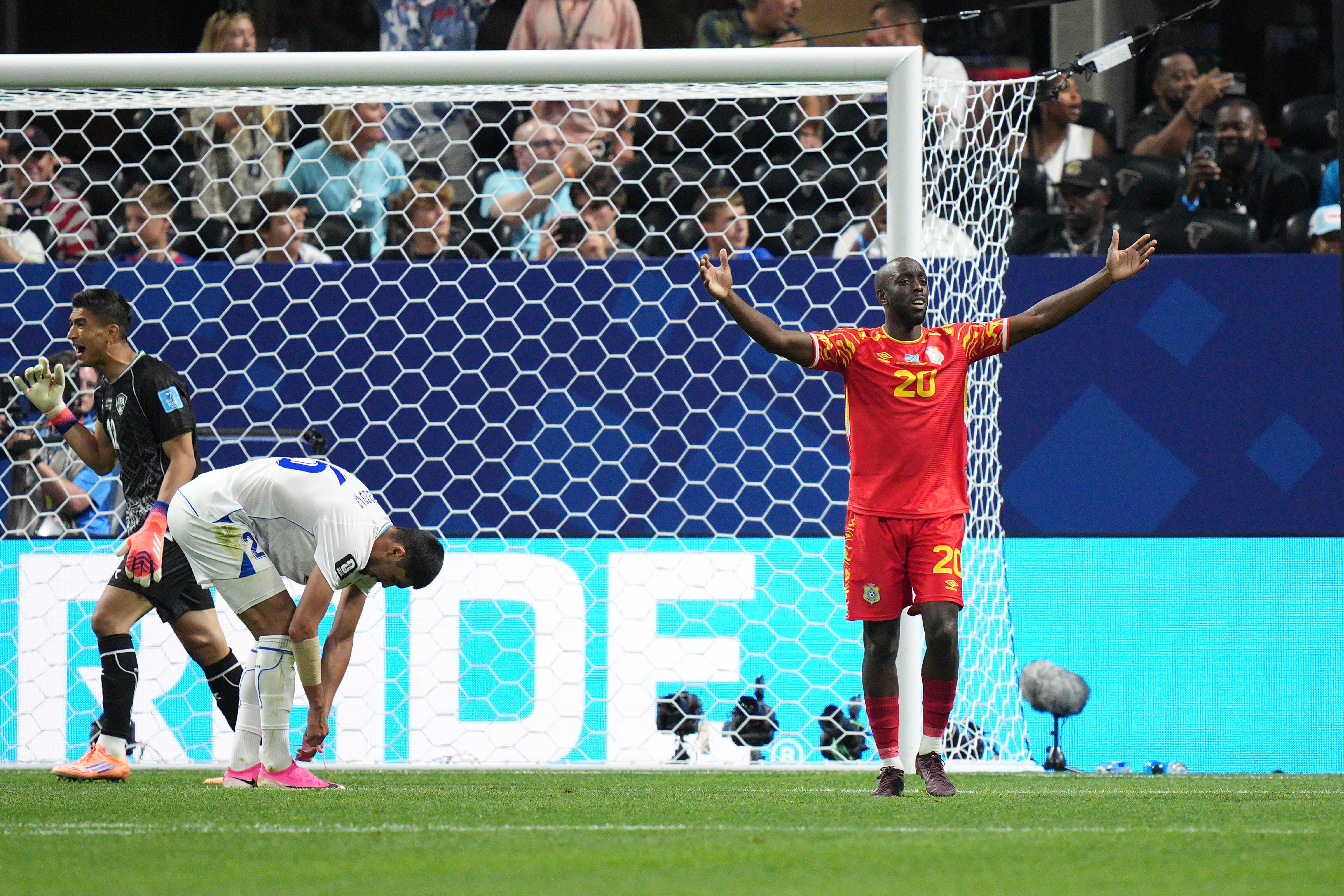 MUNDIAL-CONGO-UZBEKISTÁN