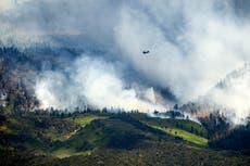 Mueren 3 bomberos y 2 resultan heridos cuando combatían incendios en la frontera de Colorado y Utah