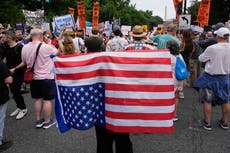 El orgullo de los estadounidenses por la historia y la democracia de su país ha caído, según sondeos
