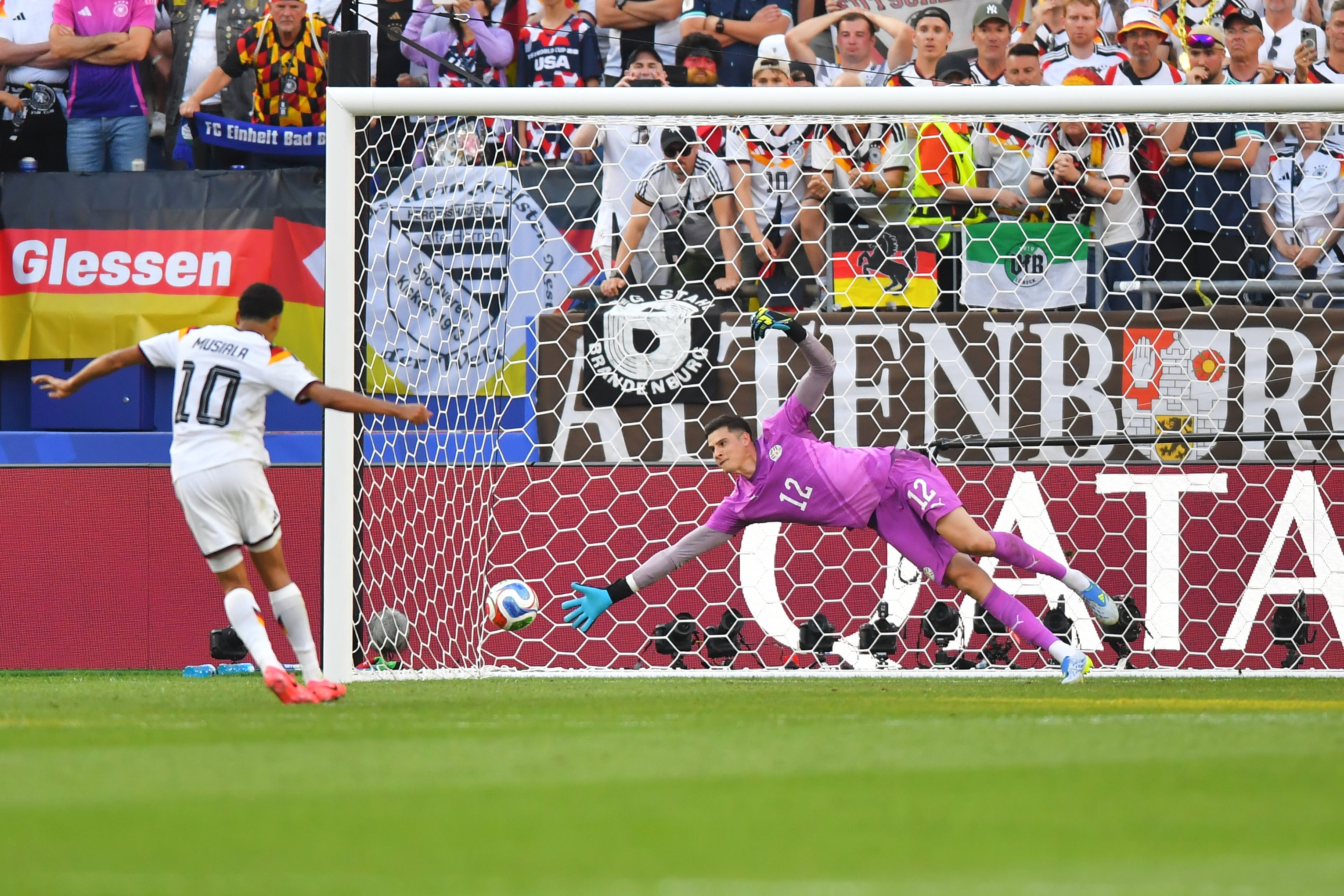 Paraguay tumba a Alemania en los penales y se clasifica a octavos de final del Mundial