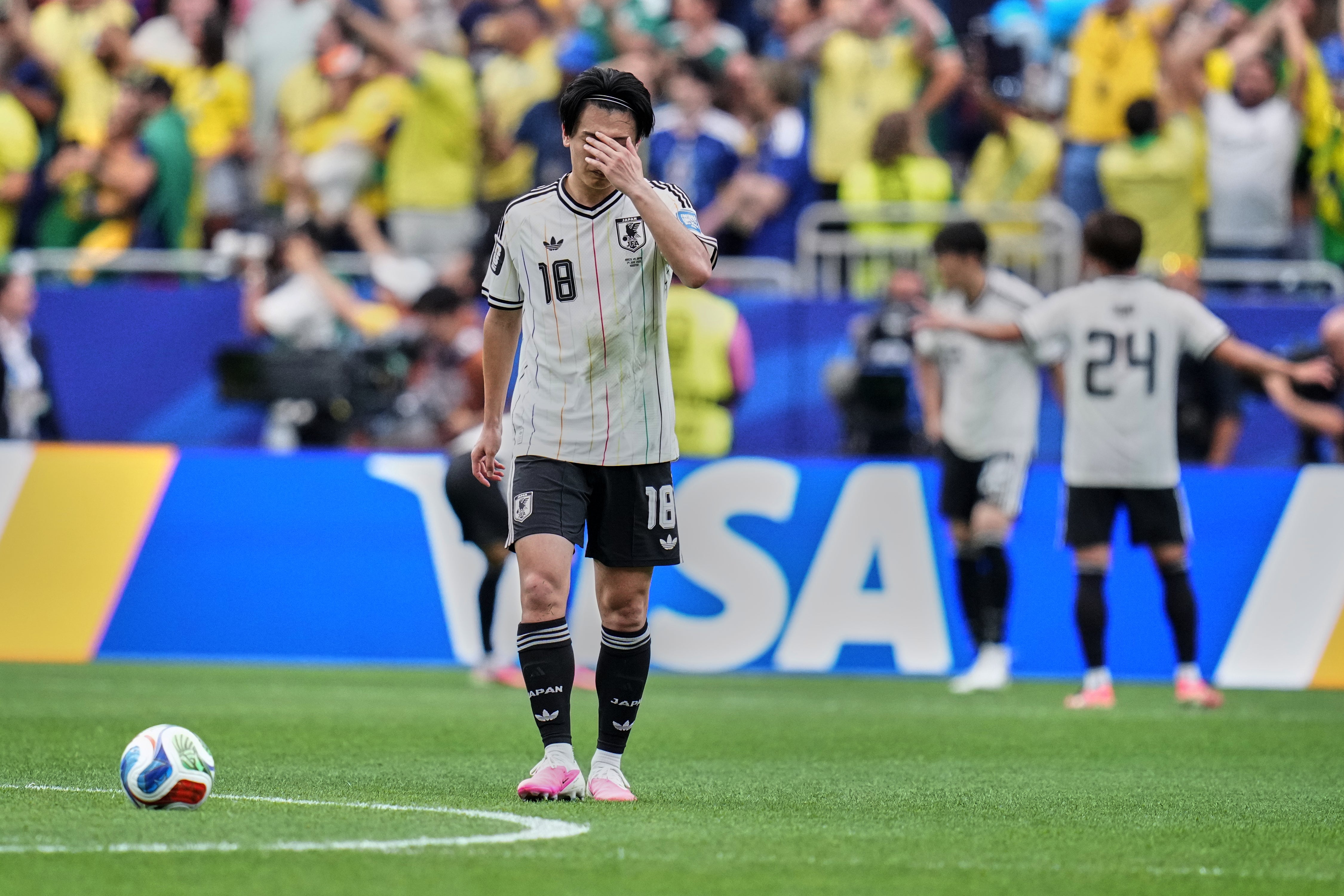 Japón sufre otra desilusión con el gol agónico de Brasil y se despide del Mundial