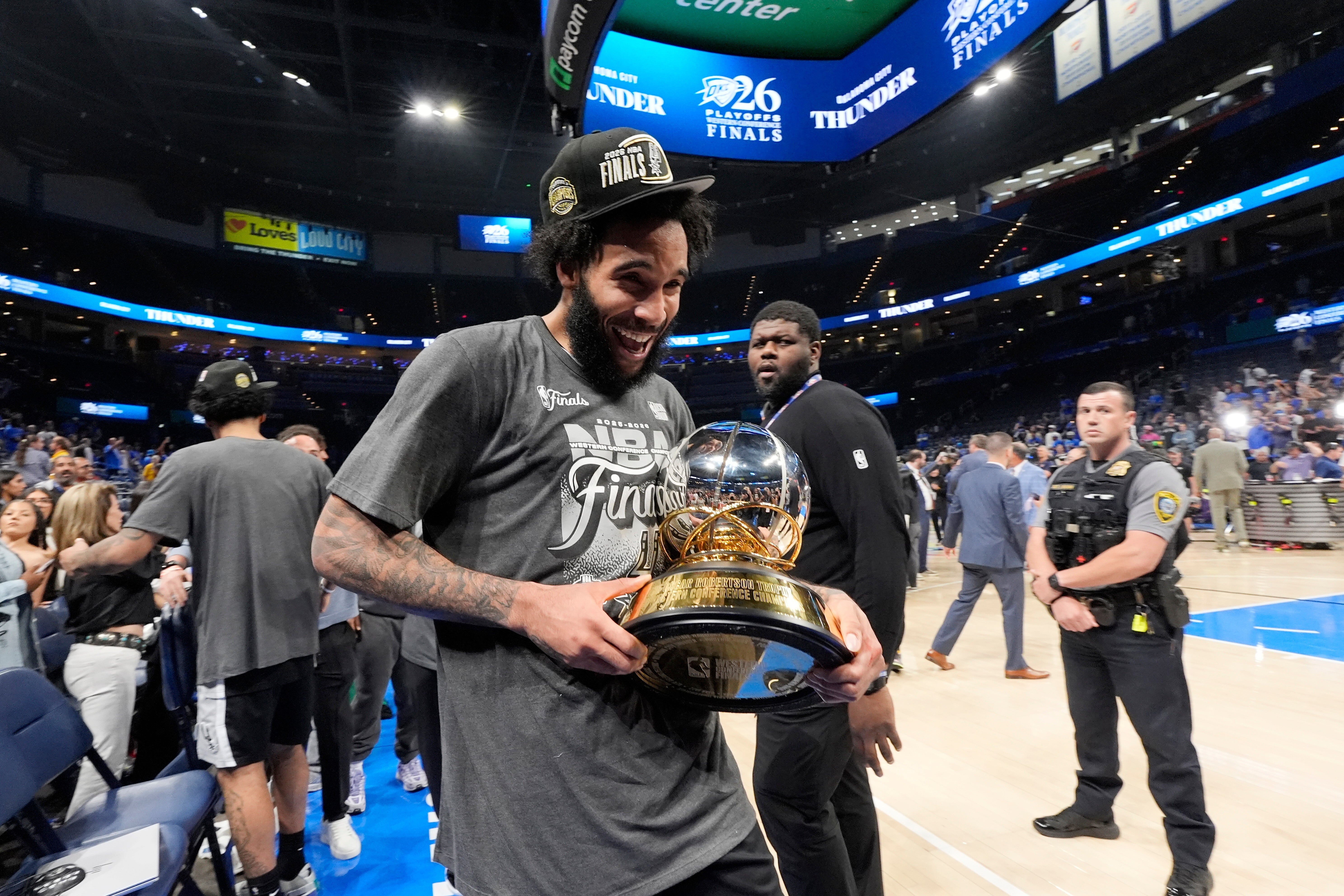 Spurs firman a Julian Champagnie por 3 años y 45 millones tras las Finales de la NBA