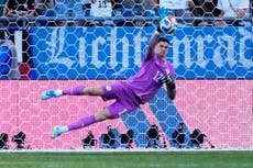 Orlando Gill supera a su "ídolo" alemán Manuel Neuer en penales del Mundial
