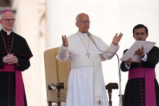 El papa ruega a grupo tradicionalista disidente que abandone su plan de consagrar obispos propios