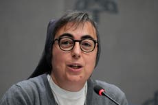 El papa asciende a una monja italiana a un alto cargo migratorio en el Vaticano