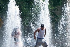 Meteorólogos advierten de condiciones “peligrosas” por ola de calor en el centro-norte de EEUU