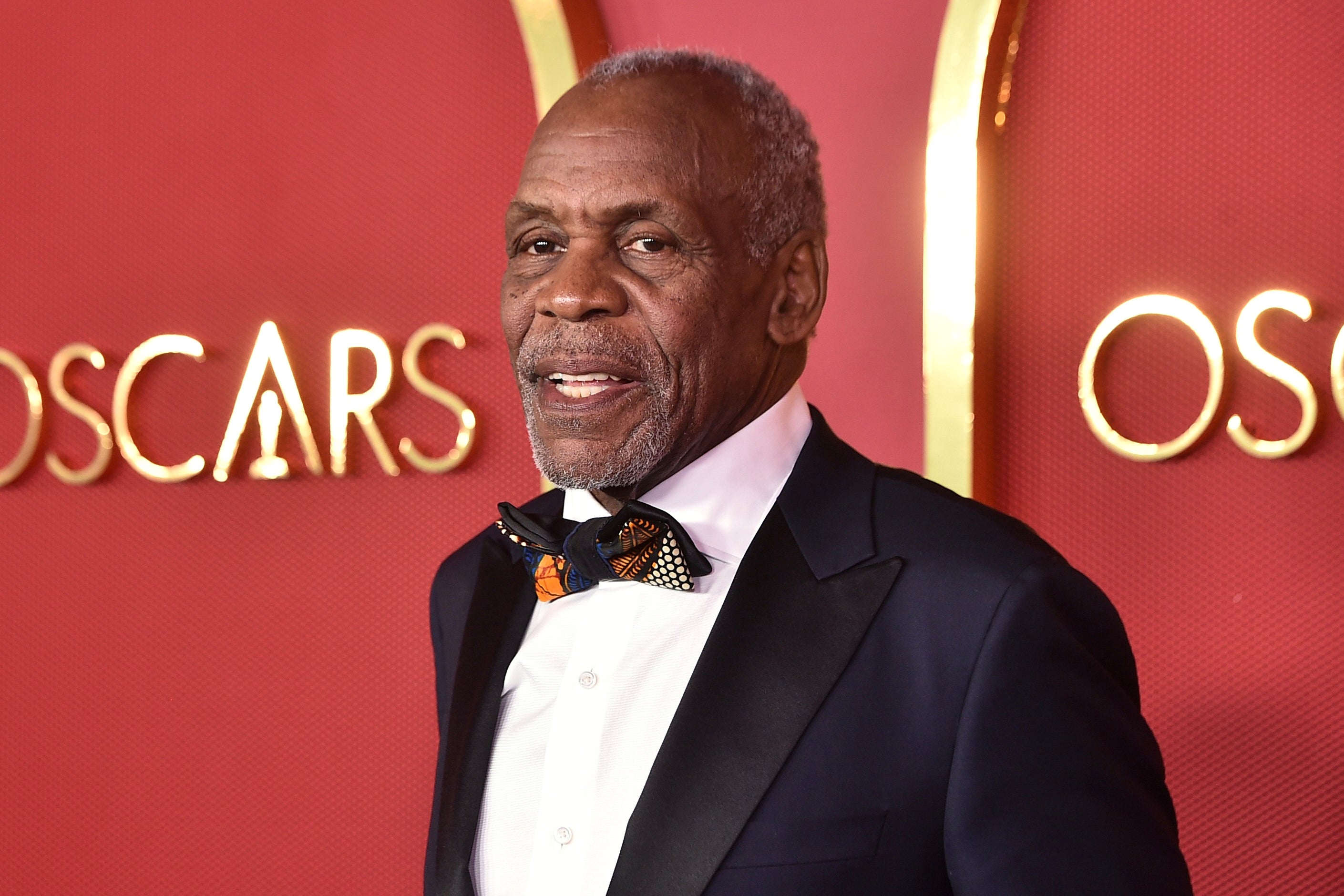DANNY GLOVER-ALZHEIMER