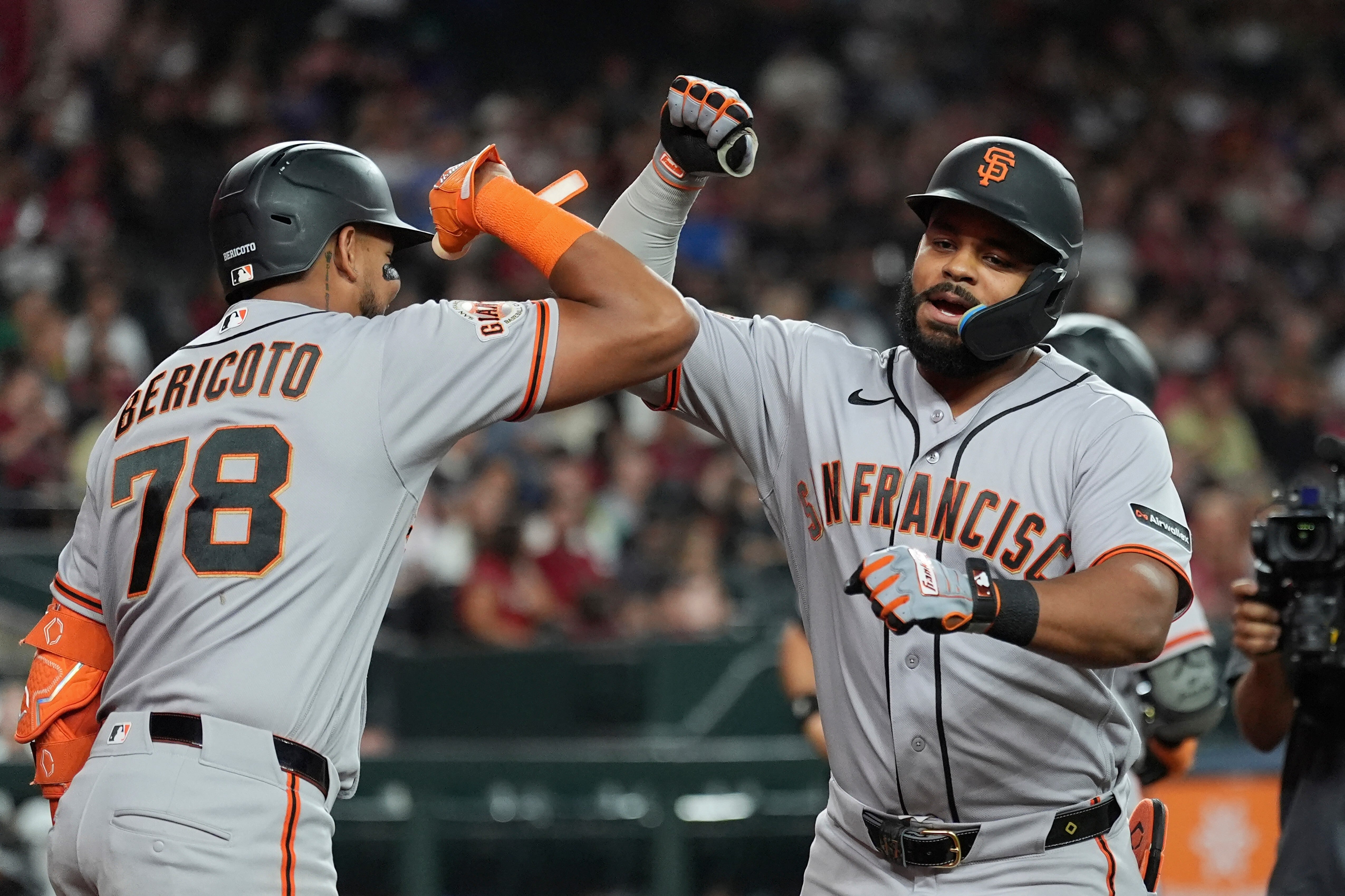 GIGANTES-DIAMONDBACKS