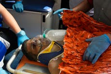 Guardia de seguridad es rescatado vivo de un sótano una semana después de los sismos en Venezuela