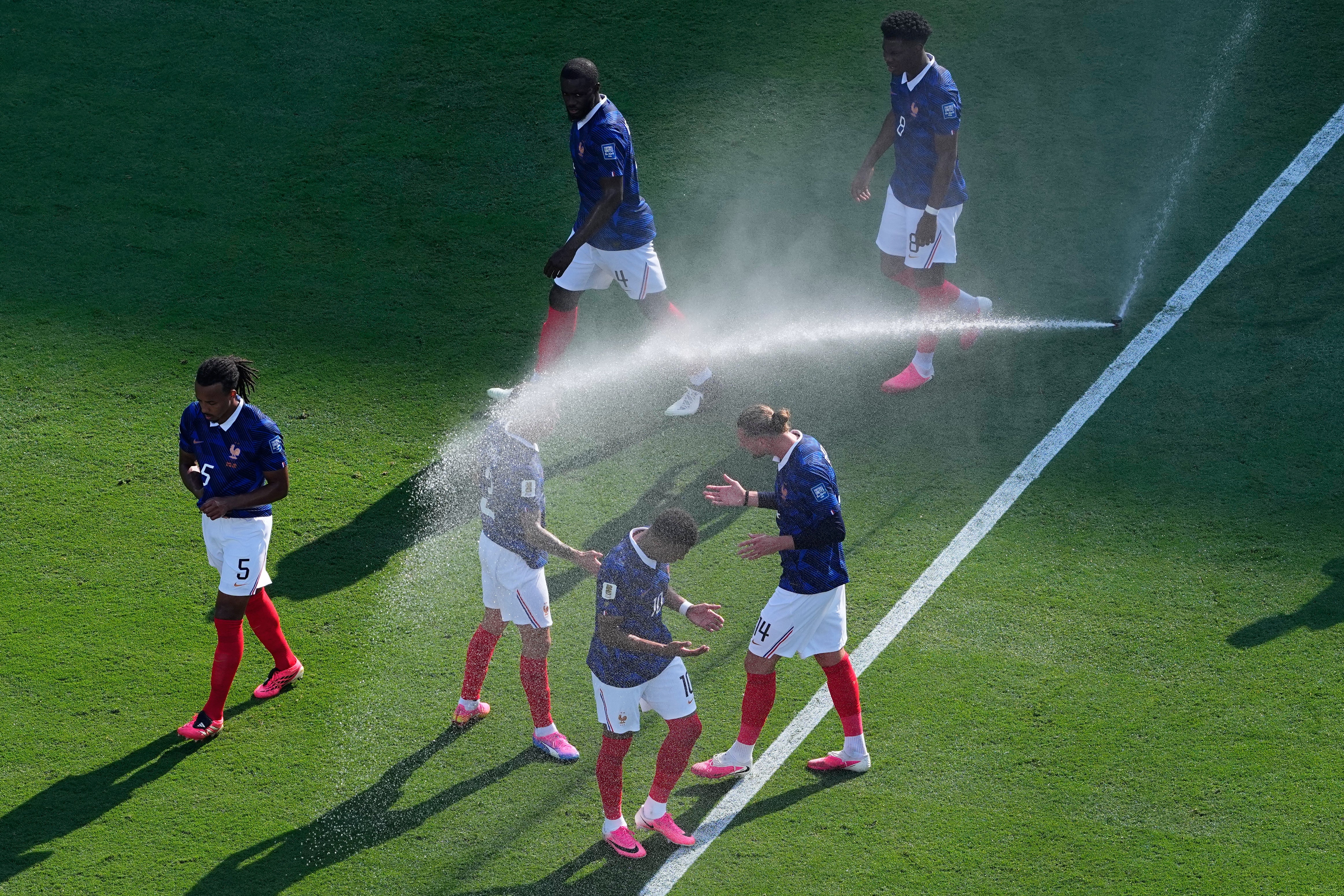 El calor en el este el 4 de julio amenaza a jugadores y aficionados del Mundial