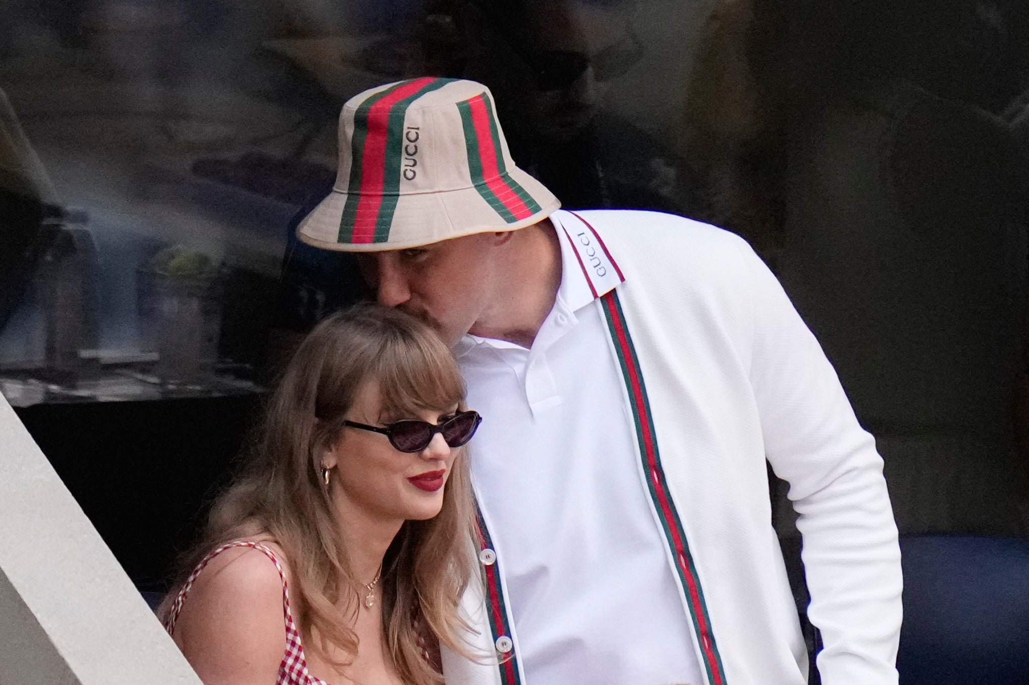 TAYLOR SWIFT-TRAVIS KELCE-CRONOLOGÍA