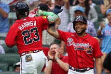 Olson, Harris y Albies pegan jonrones y Bravos vencen 5-3 a unos Mets en crisis