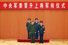 China asciende a 2 nuevos generales tras purga anticorrupción