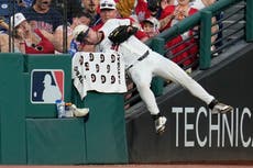 Montgomery rompe el empate con un jonrón en la octava y los Medias Blancas vencen 3-1 a Guardianes