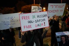Abogado advierte que un destacado médico palestino detenido por Israel está en estado crítico
