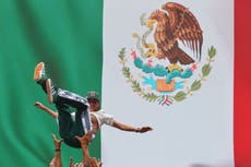 Fortifican el Ángel de la Independencia previo al México-Inglaterra en el Mundial